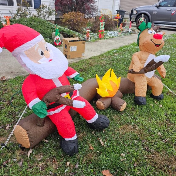 🆕7FT Christmas Inflatable Santa And Reindeer Roasting Marshmal Outdoor Decor - Picture 2 of 10